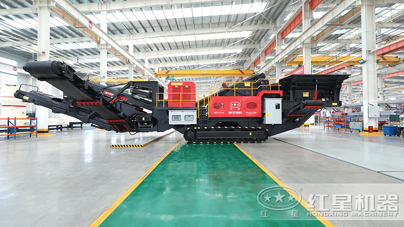 履帶移動破碎機(jī)，履帶行走遙控操作